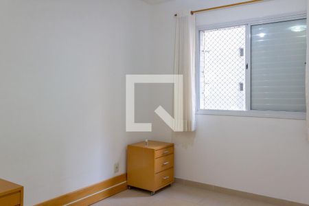 Suíte de apartamento para alugar com 3 quartos, 120m² em Vila Alzira, Guarujá