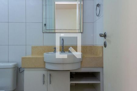 Banheiro da Suíte de apartamento para alugar com 3 quartos, 120m² em Vila Alzira, Guarujá