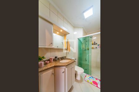 Banheiro  de apartamento à venda com 3 quartos, 100m² em Vila Floresta, Santo André