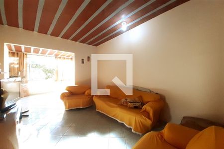 Sala 2 de casa à venda com 6 quartos, 400m² em Piedade, Rio de Janeiro