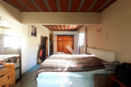 Casa à venda com 400m², 6 quartos e 2 vagas Casa à venda com 400m², 6 quartos e 2 vagasQuarto 2