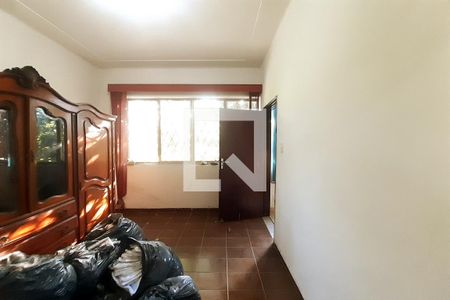 Casa à venda com 400m², 6 quartos e 2 vagas Casa à venda com 400m², 6 quartos e 2 vagasQuarto 4