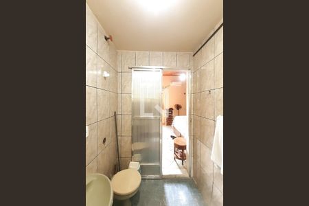 Casa à venda com 400m², 6 quartos e 2 vagas Casa à venda com 400m², 6 quartos e 2 vagasBanheiro da Suíte