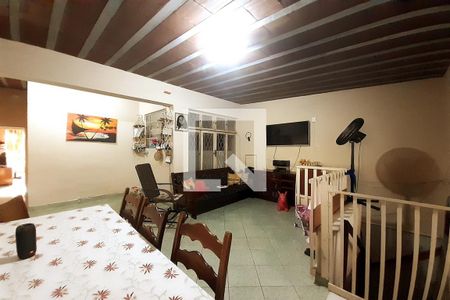 Casa à venda com 400m², 6 quartos e 2 vagas Casa à venda com 400m², 6 quartos e 2 vagasCopa