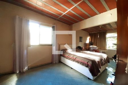 Casa à venda com 400m², 6 quartos e 2 vagas Casa à venda com 400m², 6 quartos e 2 vagasQuarto 2