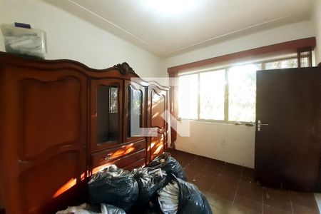 Casa à venda com 400m², 6 quartos e 2 vagas Casa à venda com 400m², 6 quartos e 2 vagasQuarto 4