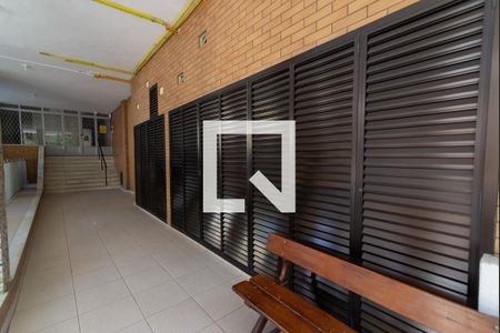 Apartamento à venda com 80m², 2 quartos e 1 vagaHall