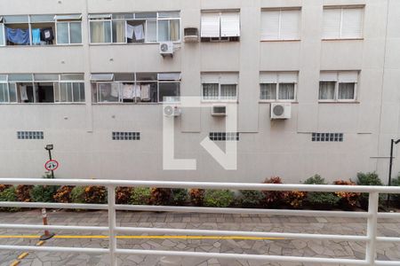 Vista da Sala de apartamento à venda com 1 quarto, 33m² em Vila Ipiranga, Porto Alegre