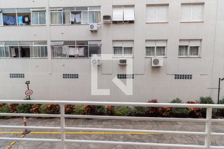 Vista da Sala de apartamento à venda com 1 quarto, 33m² em Vila Ipiranga, Porto Alegre