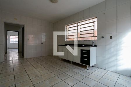 Casa à venda com 242m², 2 quartos e 1 vagaCozinha