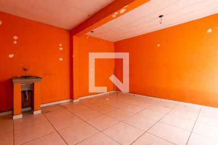 Casa à venda com 242m², 2 quartos e 1 vagaÁrea de serviço