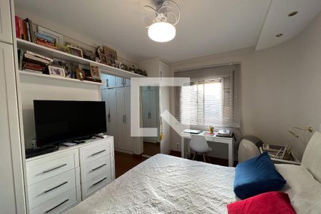 Apartamento à venda com 215m², 4 quartos e 3 vagasSuíte 3