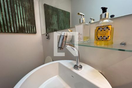 Apartamento à venda com 215m², 4 quartos e 3 vagasLavabo