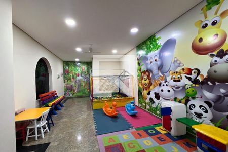 Apartamento à venda com 215m², 4 quartos e 3 vagasBrinquedoteca