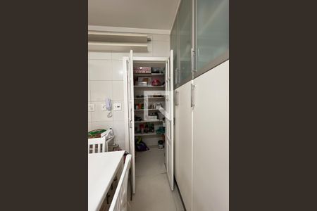 Apartamento à venda com 215m², 4 quartos e 3 vagasCozinha