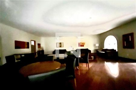 Apartamento à venda com 215m², 4 quartos e 3 vagasÁrea comum - Salão de festas