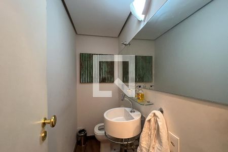 Apartamento à venda com 215m², 4 quartos e 3 vagasLavabo