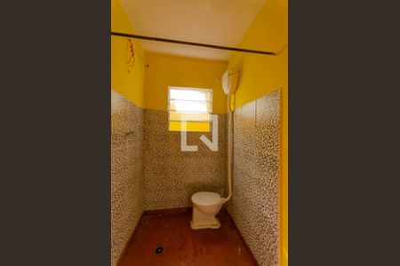 Banheiro de casa para alugar com 2 quartos, 100m² em Parque Císper, São Paulo