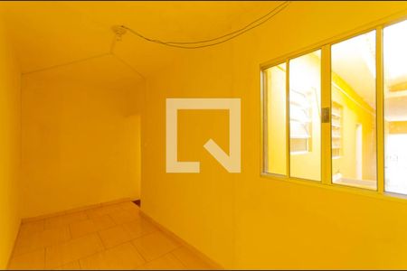 Quarto Reversível de casa para alugar com 2 quartos, 100m² em Parque Císper, São Paulo