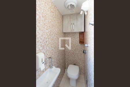 Apartamento à venda com 70m², 2 quartos e 1 vagaBanheiro de Serviço