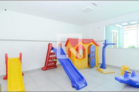 Apartamento à venda com 57m², 2 quartos e sem vagaÁrea Comum - Playground