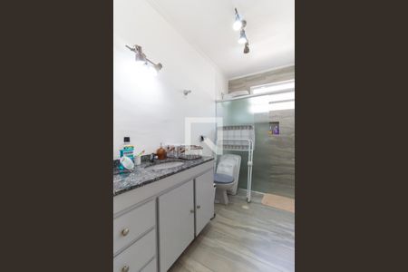 Apartamento à venda com 72m², 2 quartos e 1 vaga Apartamento à venda com 72m², 2 quartos e 1 vagaBanheiro