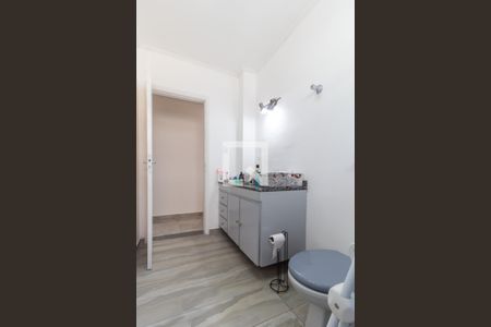 Apartamento à venda com 72m², 2 quartos e 1 vaga Apartamento à venda com 72m², 2 quartos e 1 vagaBanheiro
