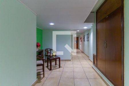 Apartamento à venda com 72m², 2 quartos e 1 vaga Apartamento à venda com 72m², 2 quartos e 1 vagaHall de Entrada