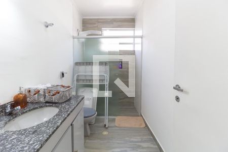 Apartamento à venda com 72m², 2 quartos e 1 vaga Apartamento à venda com 72m², 2 quartos e 1 vagaBanheiro
