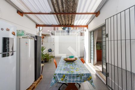 Quintal de casa à venda com 3 quartos, 167m² em Vila Cordeiro, São Paulo
