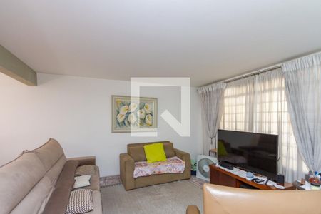 Sala de casa à venda com 3 quartos, 167m² em Vila Cordeiro, São Paulo