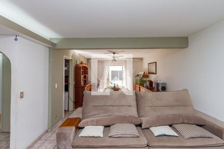 Sala de casa à venda com 3 quartos, 167m² em Vila Cordeiro, São Paulo