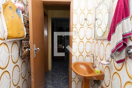 Casa à venda com 340m², 5 quartos e 3 vagasBanheiro Social