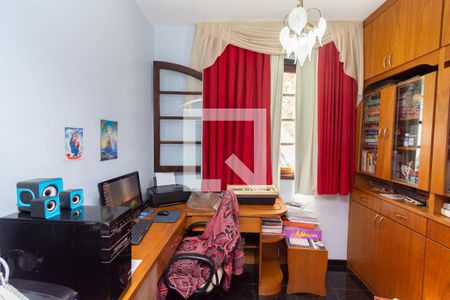 Casa à venda com 340m², 5 quartos e 3 vagasEscritório