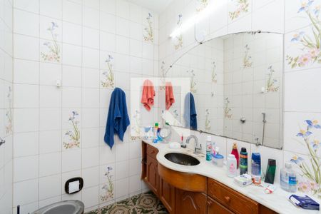 Casa à venda com 340m², 5 quartos e 3 vagasBanheiro da Suite2