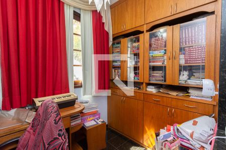 Casa à venda com 340m², 5 quartos e 3 vagasEscritório