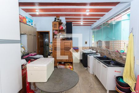 Casa à venda com 340m², 5 quartos e 3 vagasÁrea de Serviço