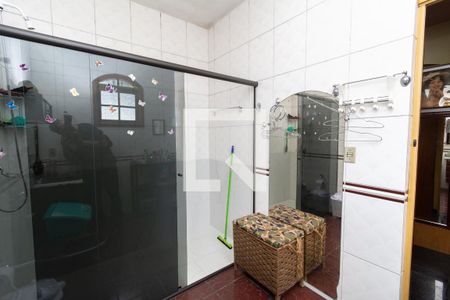 Casa à venda com 340m², 5 quartos e 3 vagasBanheiro da Suíte 1