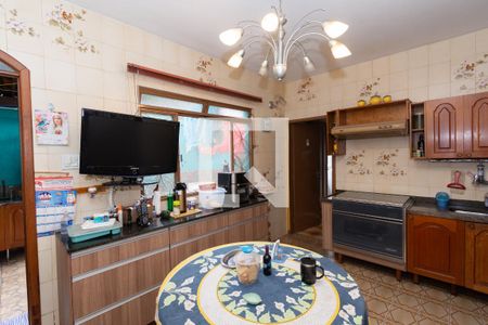 Casa à venda com 340m², 5 quartos e 3 vagasCozinha