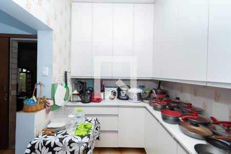 Casa à venda com 340m², 5 quartos e 3 vagasDispensa 2