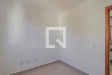 Quarto 1 de apartamento para alugar com 3 quartos, 80m² em Santa Efigênia, Belo Horizonte