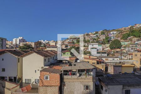 Vista da Sala de apartamento para alugar com 3 quartos, 80m² em Santa Efigênia, Belo Horizonte