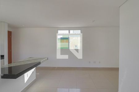 Sala de apartamento para alugar com 3 quartos, 80m² em Santa Efigênia, Belo Horizonte