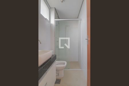 Apartamento para alugar com 80m², 3 quartos e 2 vagasBanheiro do Quarto Suíte 