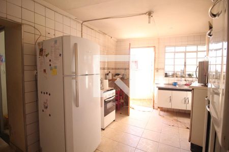 Casa à venda com 330m², 5 quartos e 3 vagasCozinha