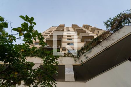 Apartamento à venda com 62m², 2 quartos e 1 vagaFachada