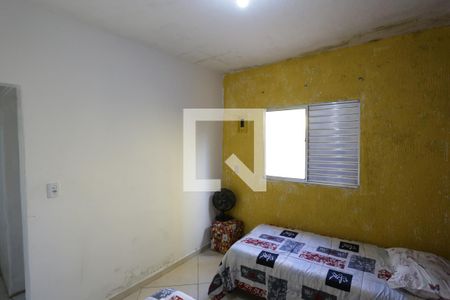 Quarto de kitnet/studio para alugar com 1 quarto, 80m² em Parque Císper, São Paulo