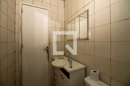 Casa à venda com 99m², 2 quartos e 1 vaga Casa à venda com 99m², 2 quartos e 1 vagaBanheiro