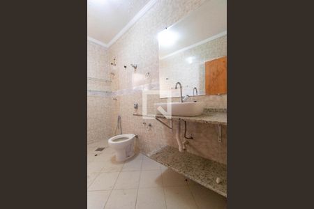 Casa à venda com 150m², 3 quartos e 5 vagasBanheiro