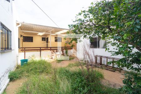 Casa à venda com 150m², 3 quartos e 5 vagasQuintal